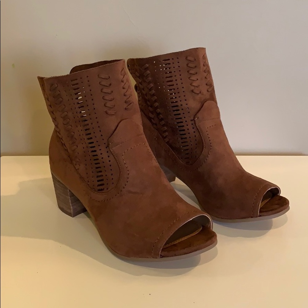 Brown Western Booties